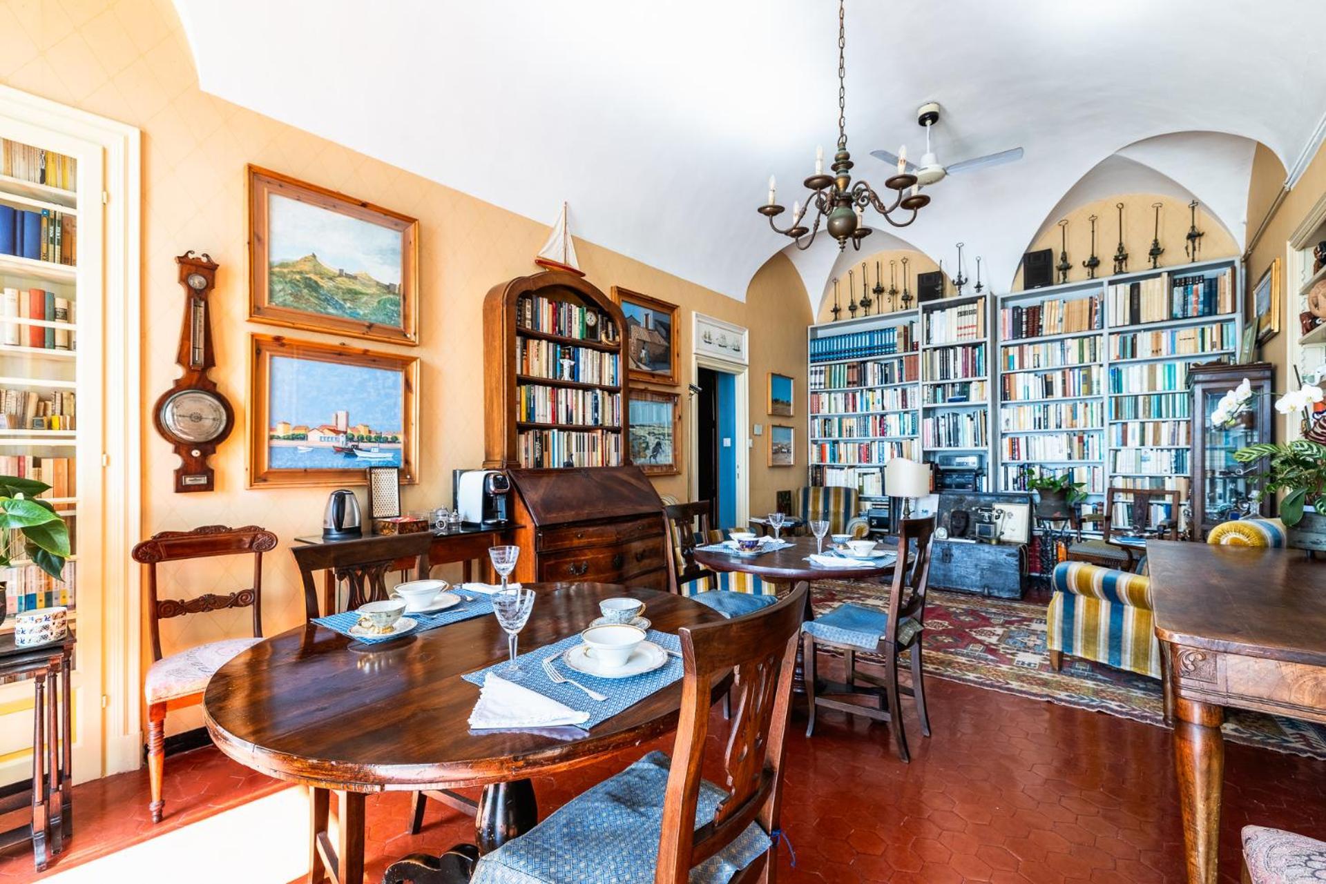 Casa D'Artista B&B Di Charme Алассіо Екстер'єр фото